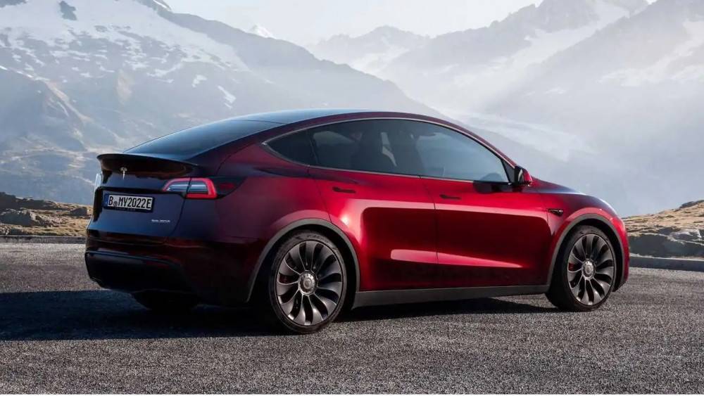 Tesla Model Y беше най-продаваният автомобил в Европа през септември 2022 г