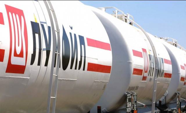 На първо четене: При криза държавата може да поема контрол върху „Лукойл“