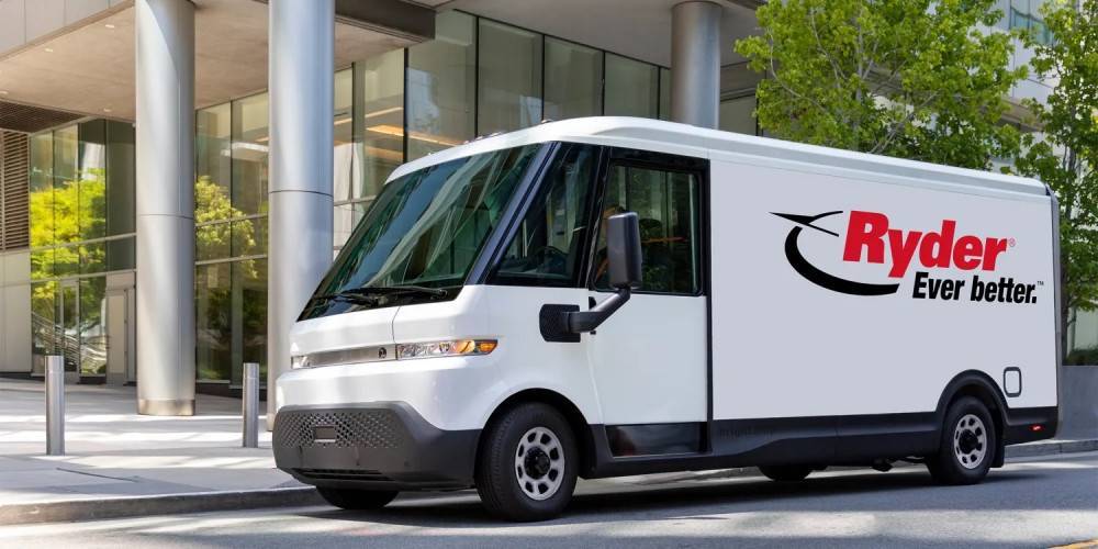 Ryder поръча 4000 електрически ванове от BrightDrop на GM