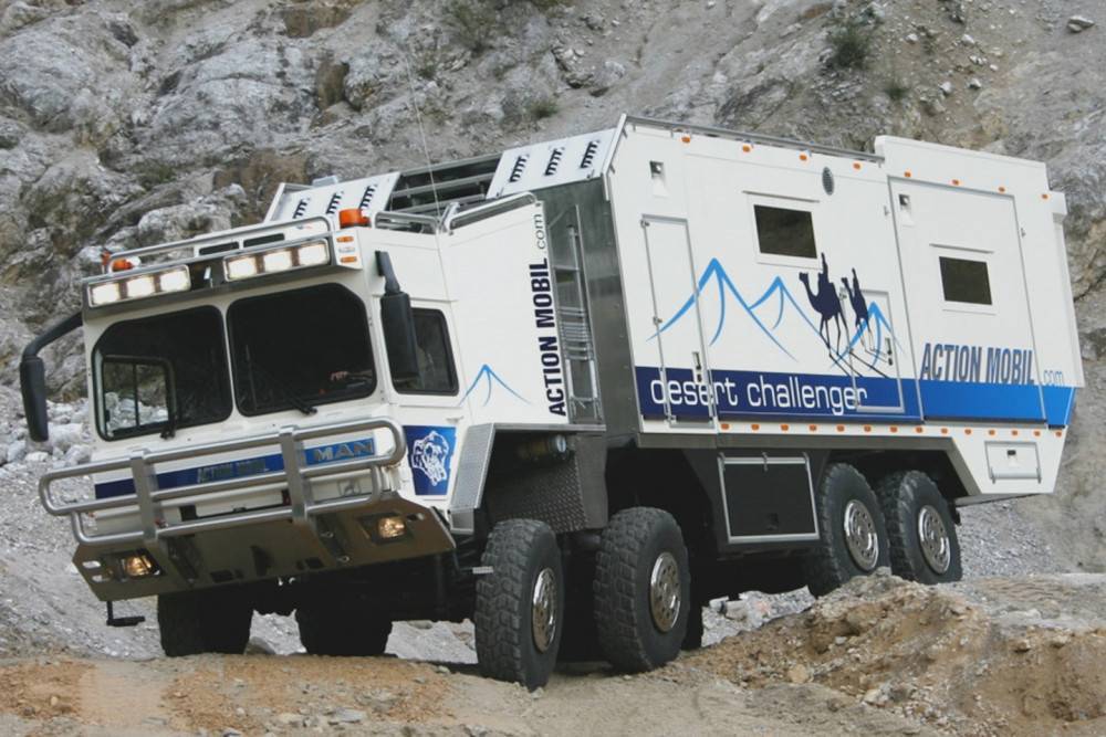 ВИДЕО: Action Mobil Desert Challenger – решението как да издържите апокалипсиса комфортно