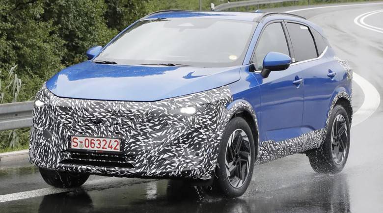 Nissan крие новия Qashqai под тежък камуфлаж