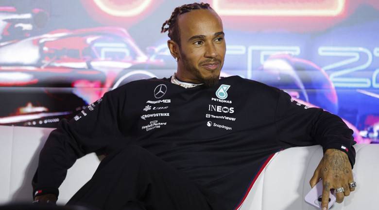 Болид на Хамилтън бе продаден за 17 млн. долара на търг