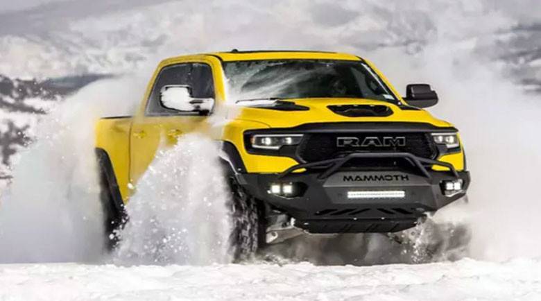 Да си купиш кола с 1000 коня и да я караш с… 90 км/ч?!