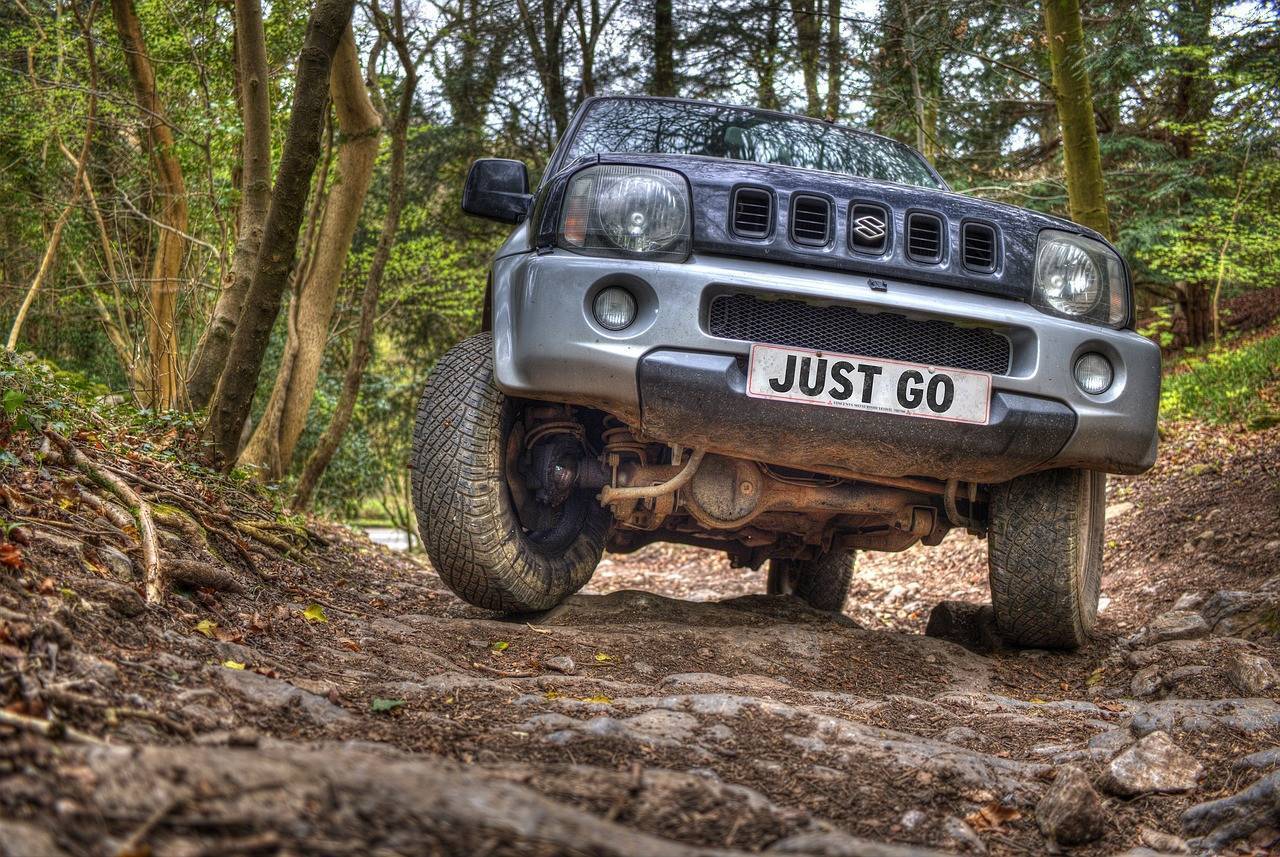 Suzuki и TIER IV: Революция в автономното шофиране