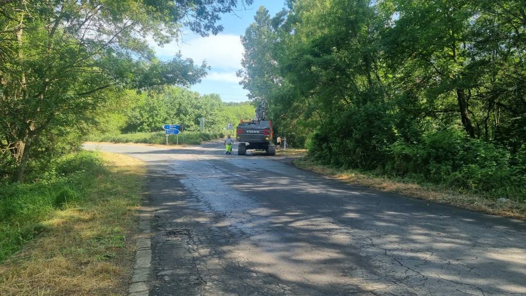 След заплаха от протест: АПИ се отказа да затваря пътя Мездра – Лютидол
