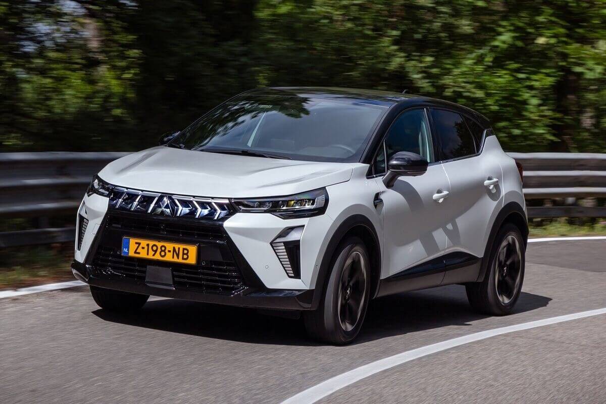 Mitsubishi ASX хибрид- изпитан партньор за дълги пътувания