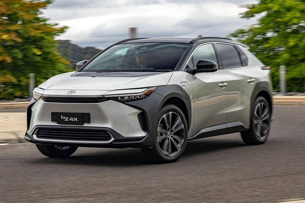 Toyota се връща към историческите имена за своите електрически автомобили