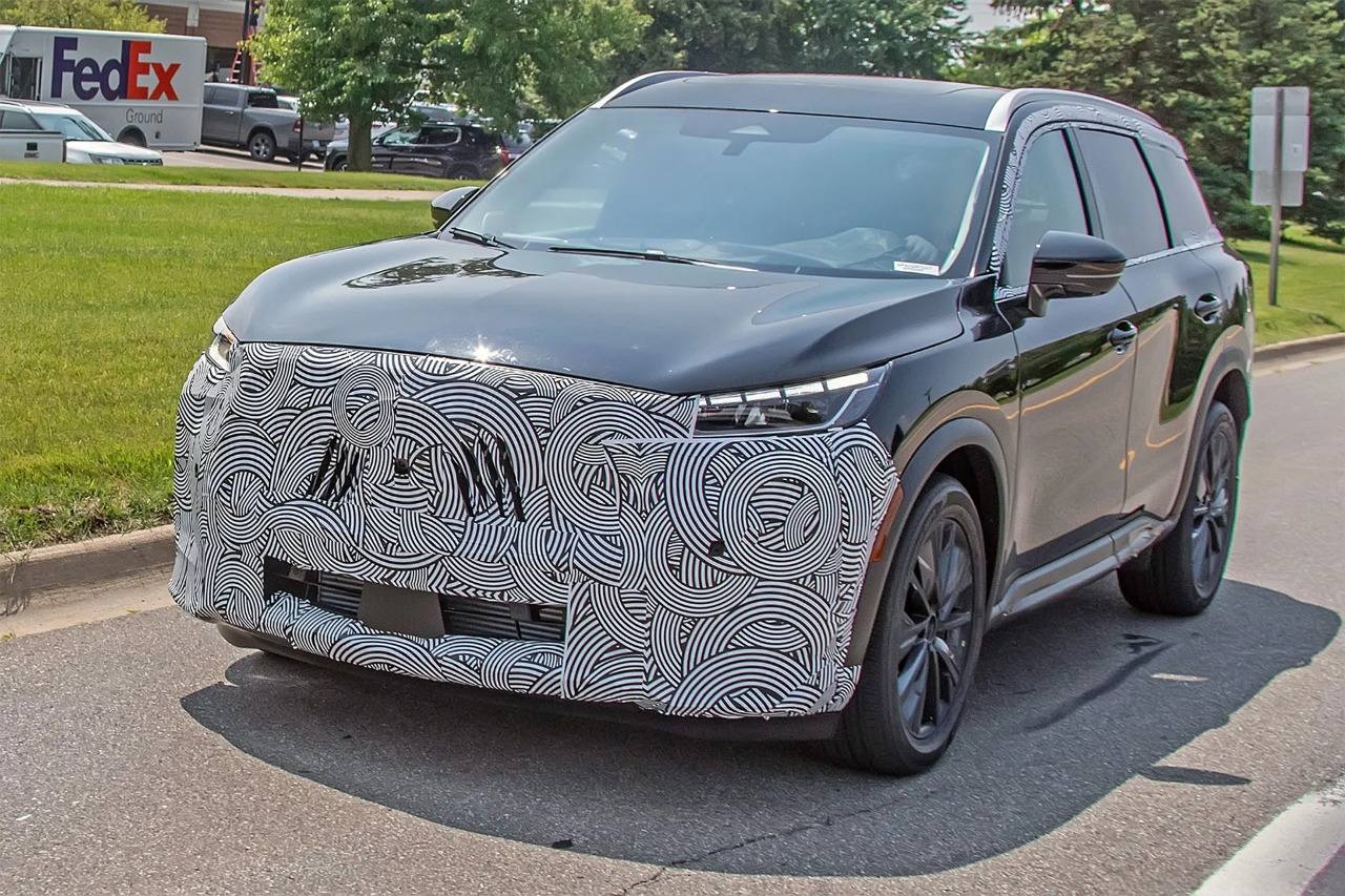 Infiniti пуска фейслифт на QX60 за 2026 година