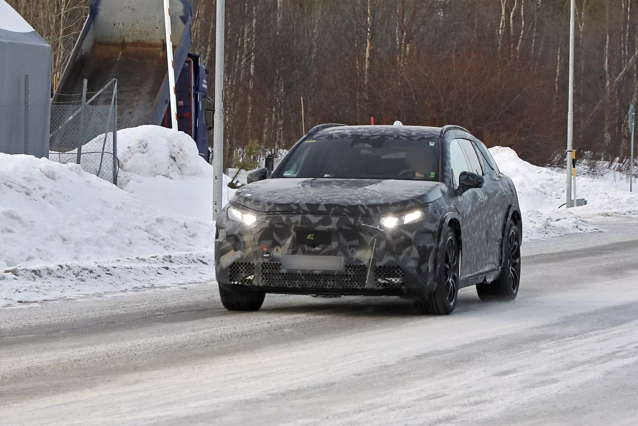 Mercedes-AMG подготвя изцяло електрически SUV с 1000 к.с.