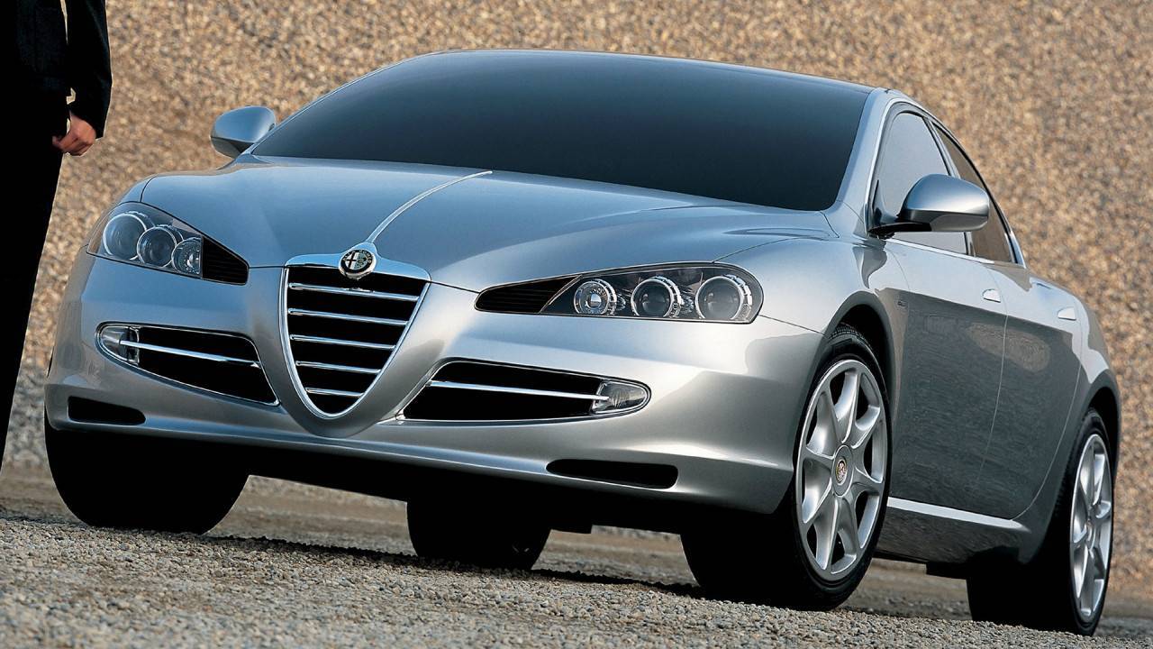 Alfa Romeo обмисля да възроди историческия модел Visconti