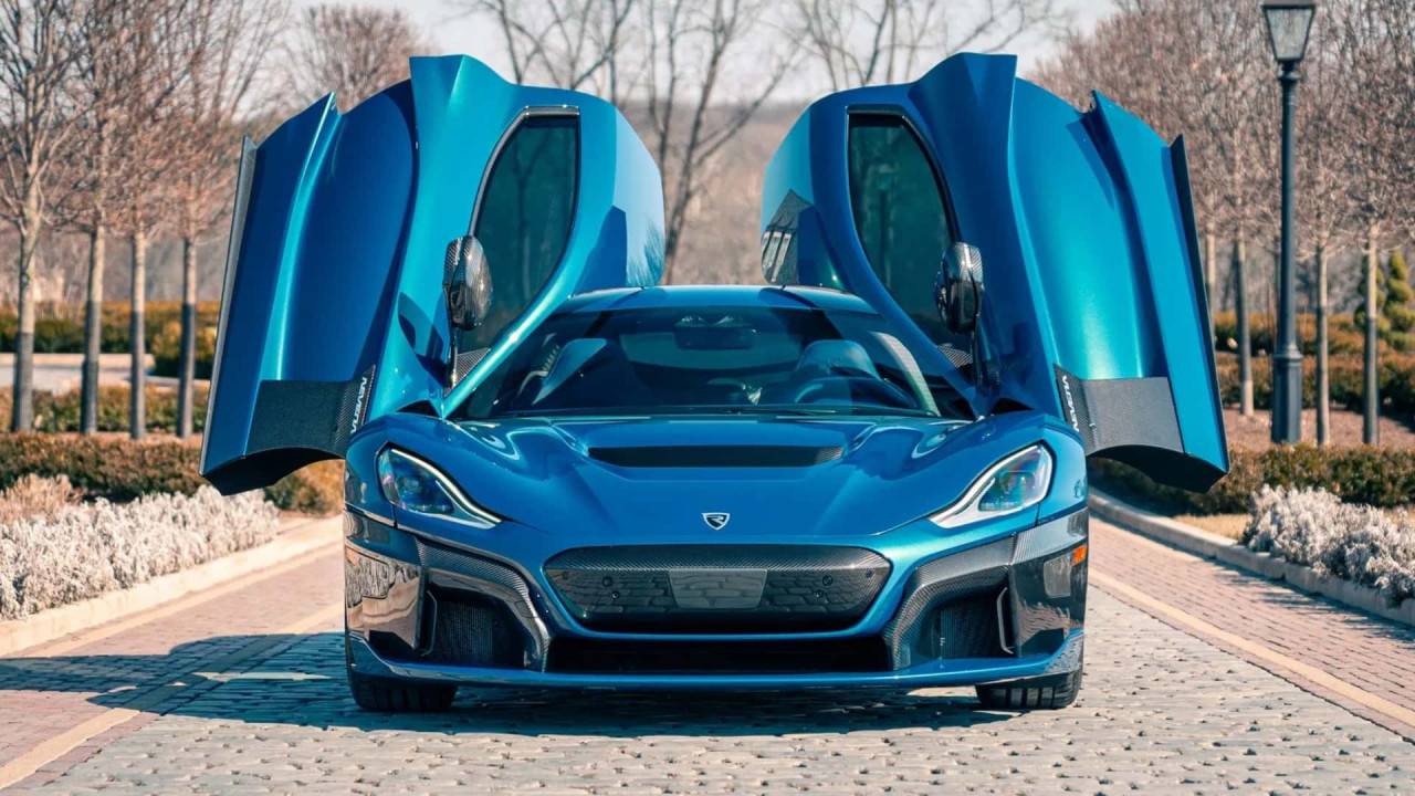 Продава се: Rimac Nevera, почти нова