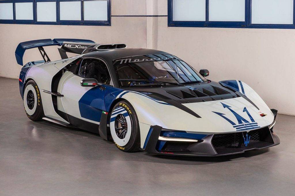 Maserati представя нова версия на MCXtrema