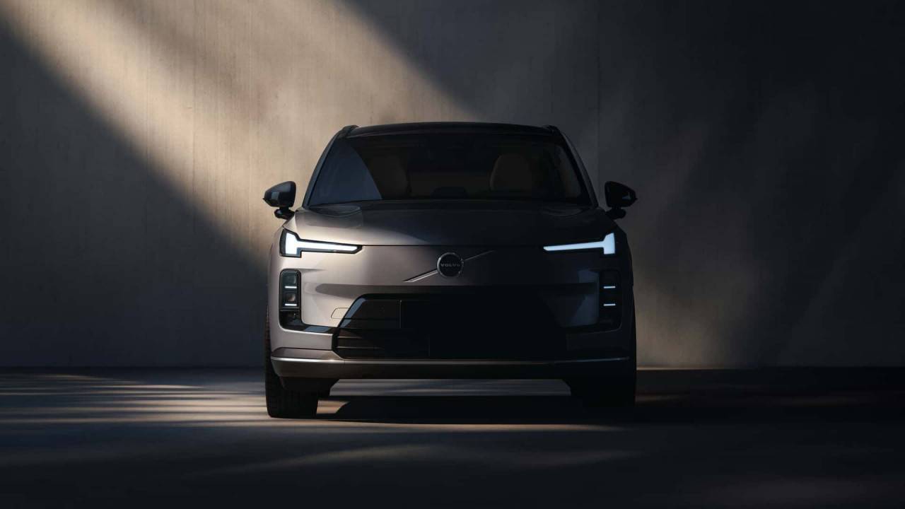 Volvo XC70 се завръща