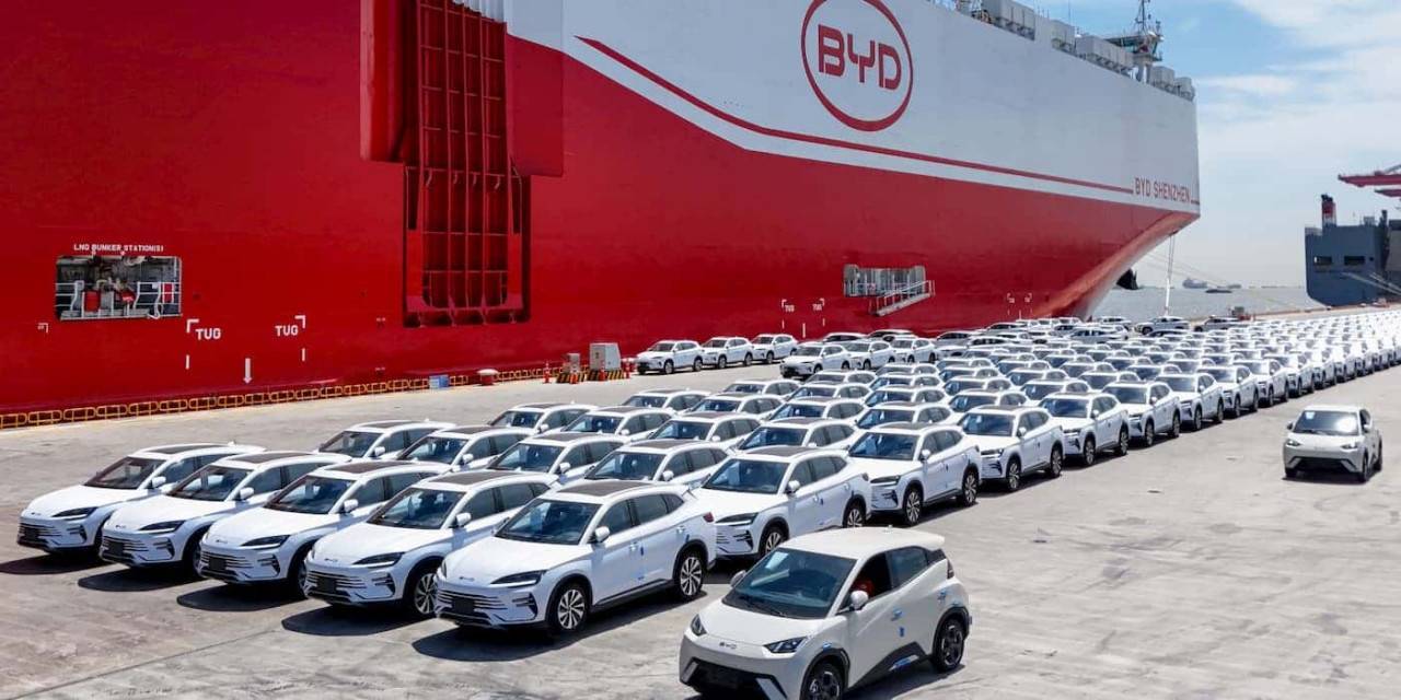 BYD притежава най-големия автомобилен транспортен кораб в света