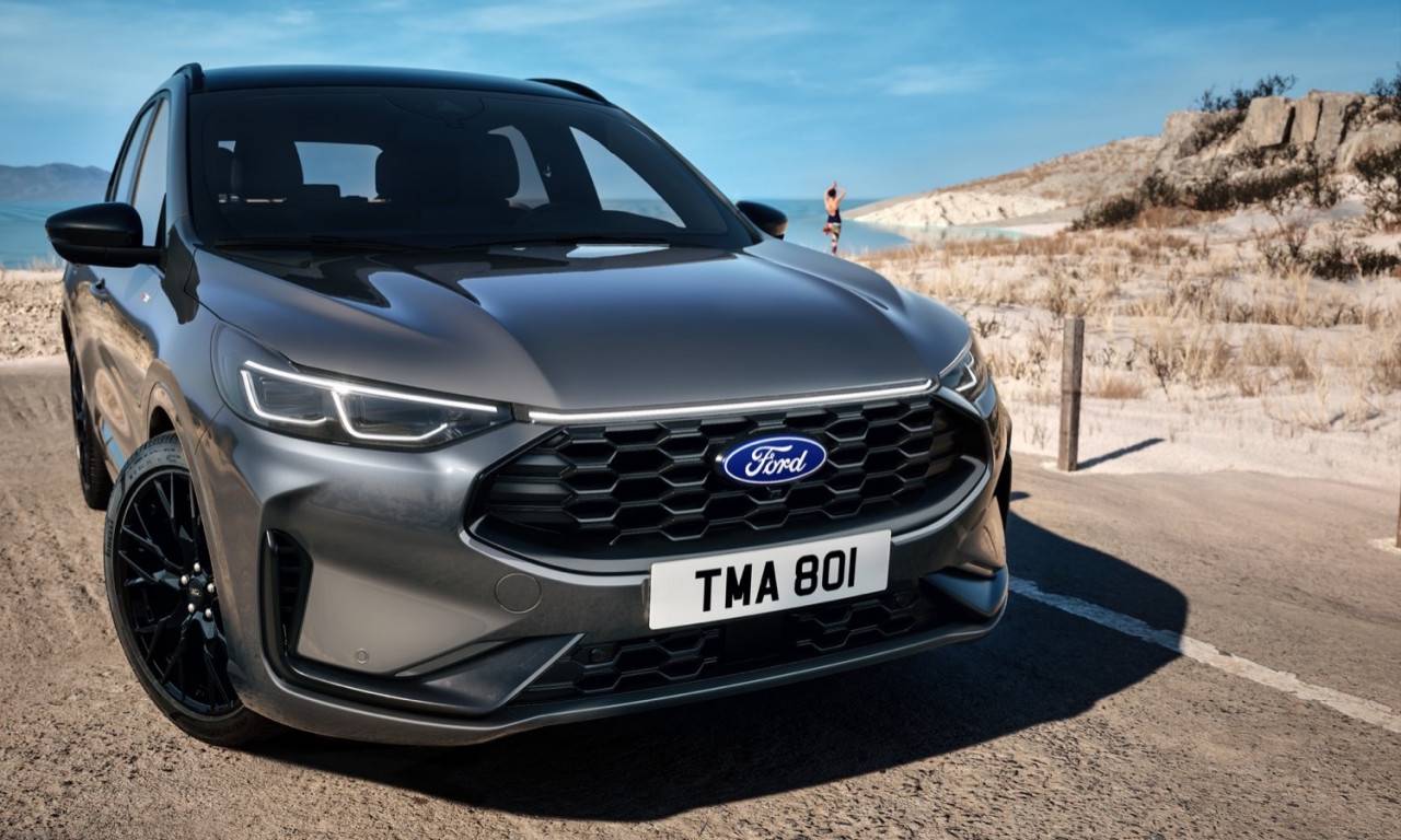 Ford представи черен пакет за Kuga SUV