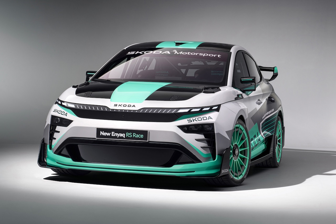 Skoda Enyaq RS Race 2 2025: Електрификация без загуба на адреналин