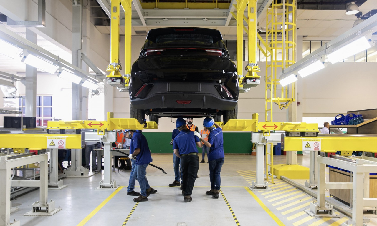 BYD започна производство на първия Dolphin Mini и откри нов завод в Бразилия