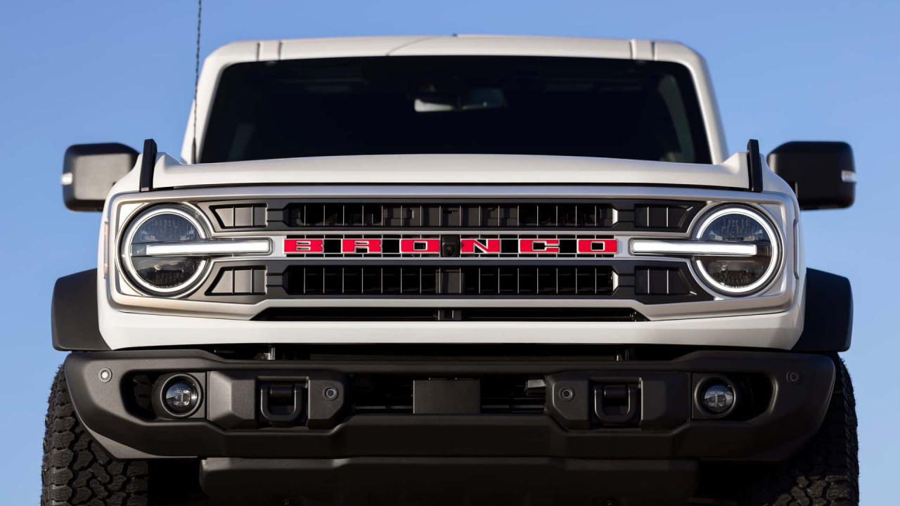 Ford представя юбилеен пакет за Bronco по случай 60 годишнина