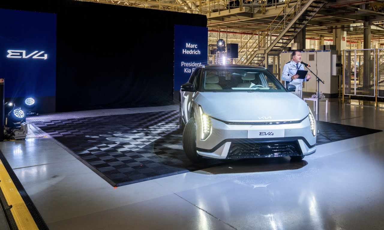 Kia EV4 вече се произвежда в Европа