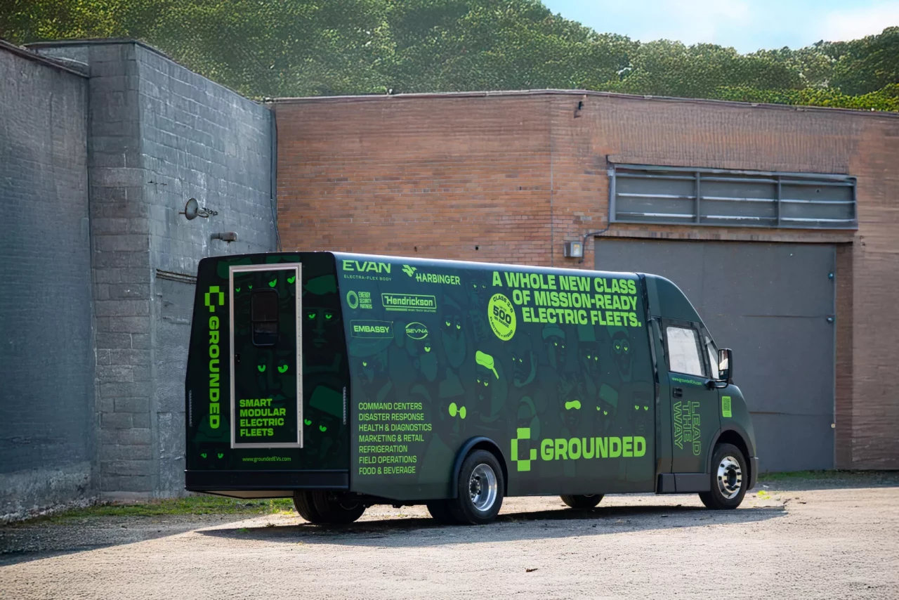 Grounded представя C1 – универсален електрически камион за спасителни мисии