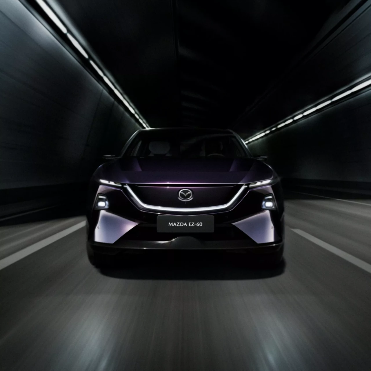 Mazda EZ-60 дебютира в Китай с цена от 16 800 долара