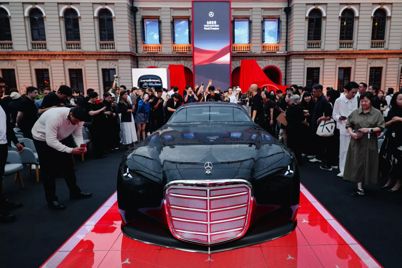 Vision Iconic намеква за следващия Mercedes-Benz S-Class