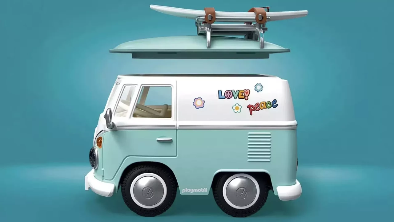 Playmobil превръща автомобилни икони в сладки колекционерски модели