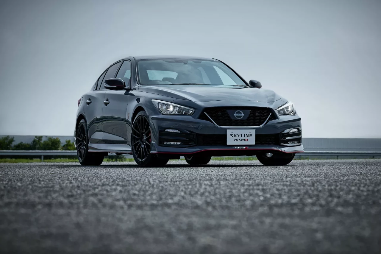 Nissan представя Skyline 400R Limited