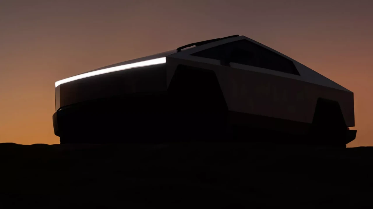 Tesla коригира яркостта на Cybertruck с OTA ъпдейт – без сервиз!