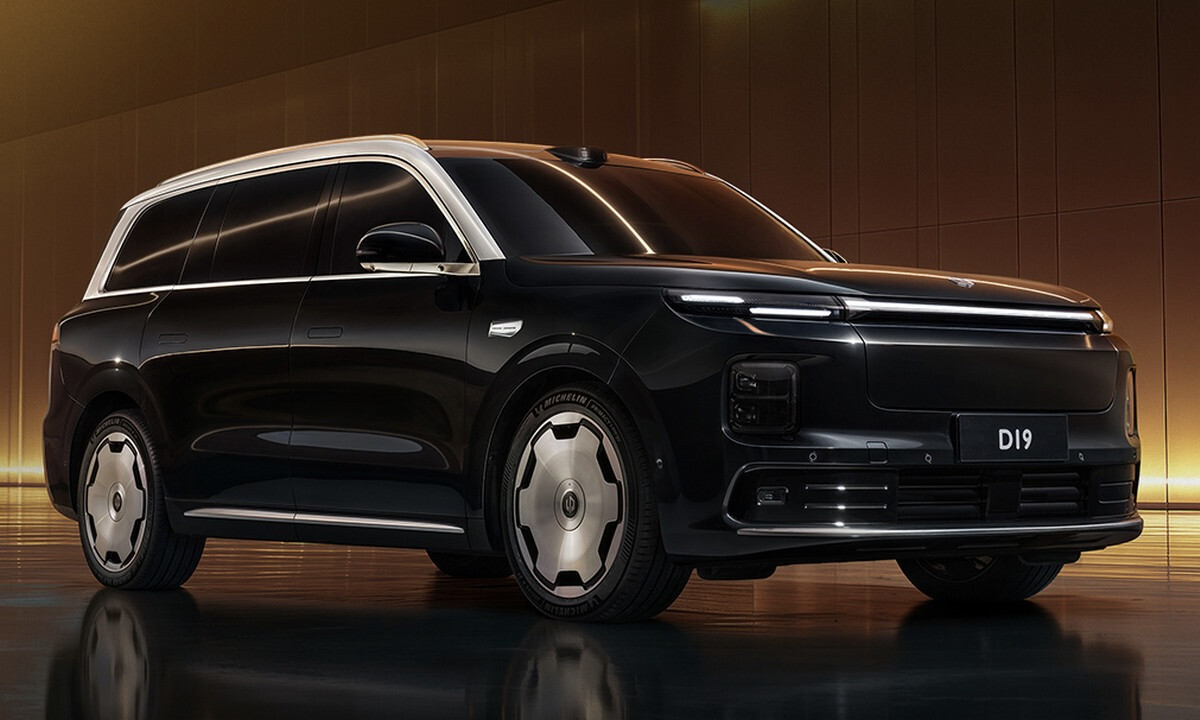 Leapmotor D19: новият флагмански SUV с 720 км пробег