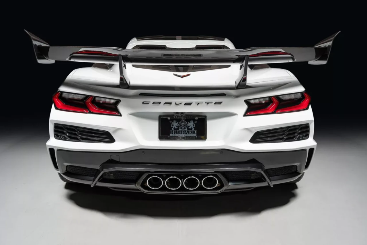 Купи я, покарай я… и я продай: Corvette ZR1 с 64 км търси нов собственик