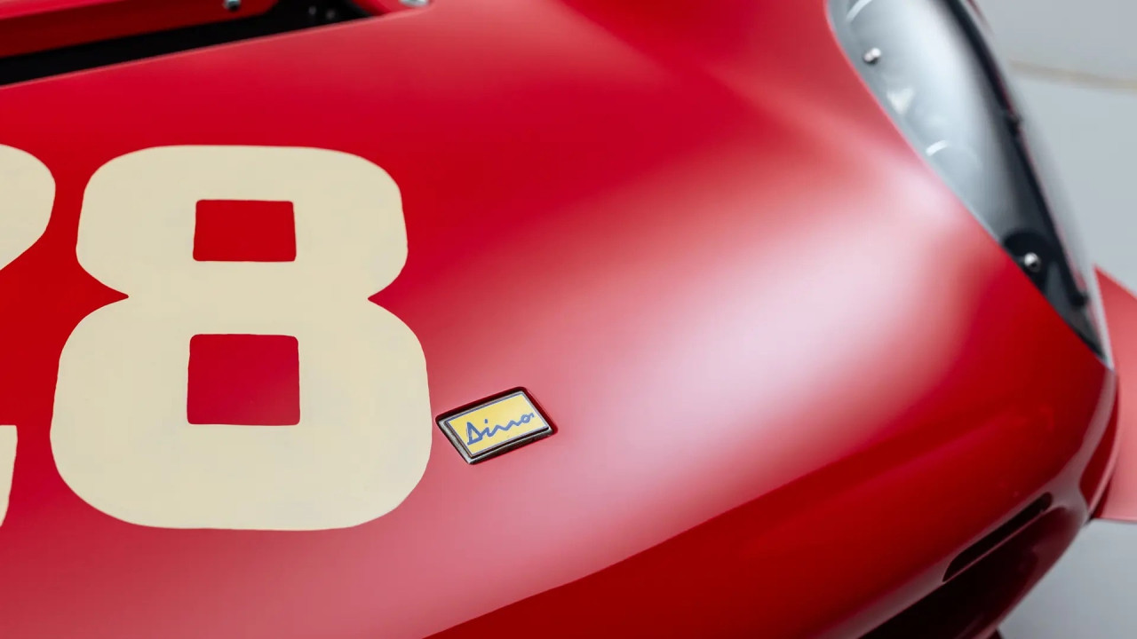 Две редки Ferrari се очаква да надхвърлят 19,5 млн. евро на търг в Париж