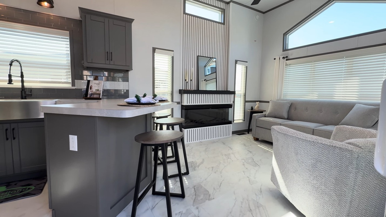 Liberty: 11-метровата мини къща, която превръща лукса в компактно изживяване