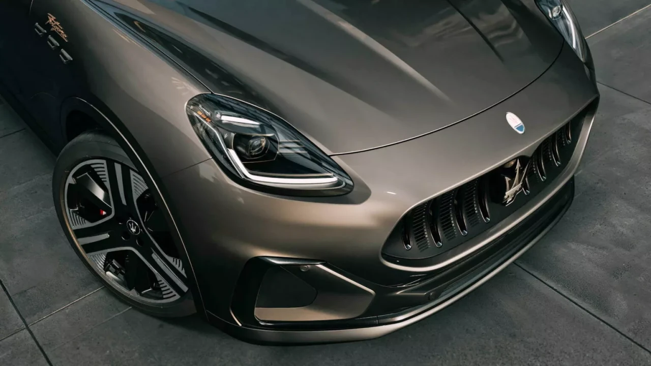 Maserati Grecale Folgore за 2026 г. увеличава пробега с новата AWD-Disconnect технология.