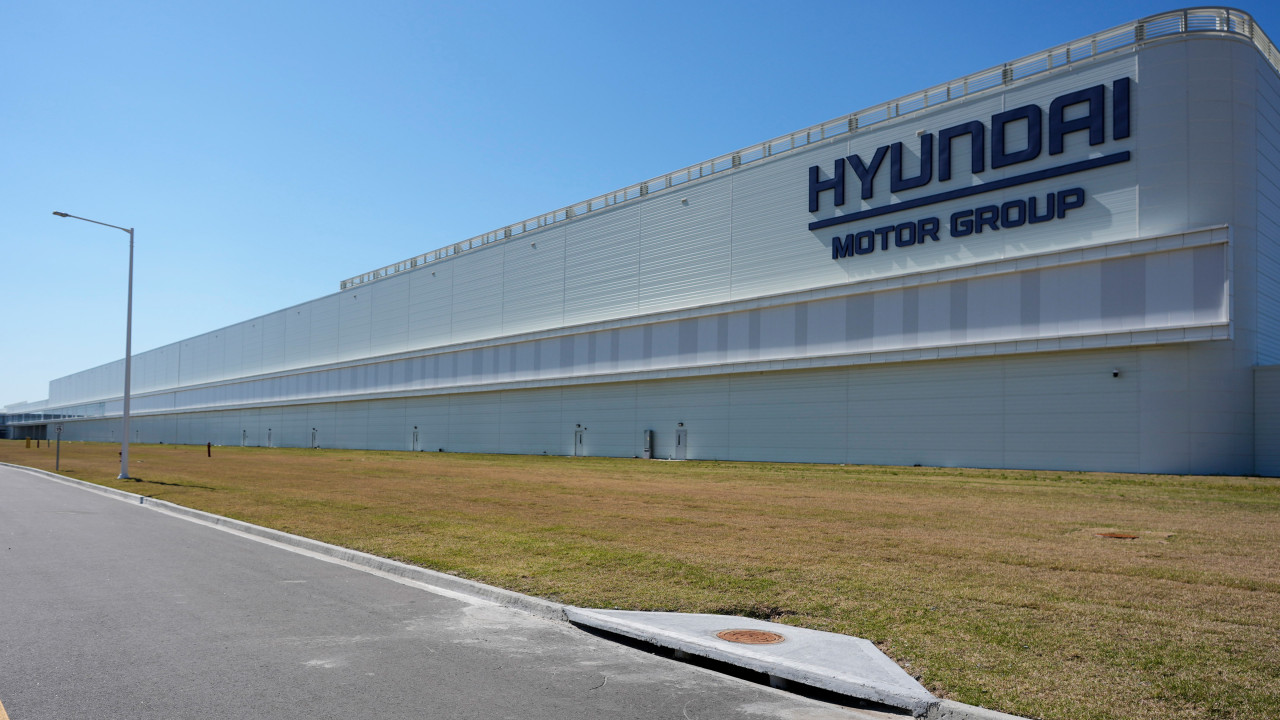 Корейски инженери на Hyundai подготвят иск срещу ICE след ареста в Джорджия