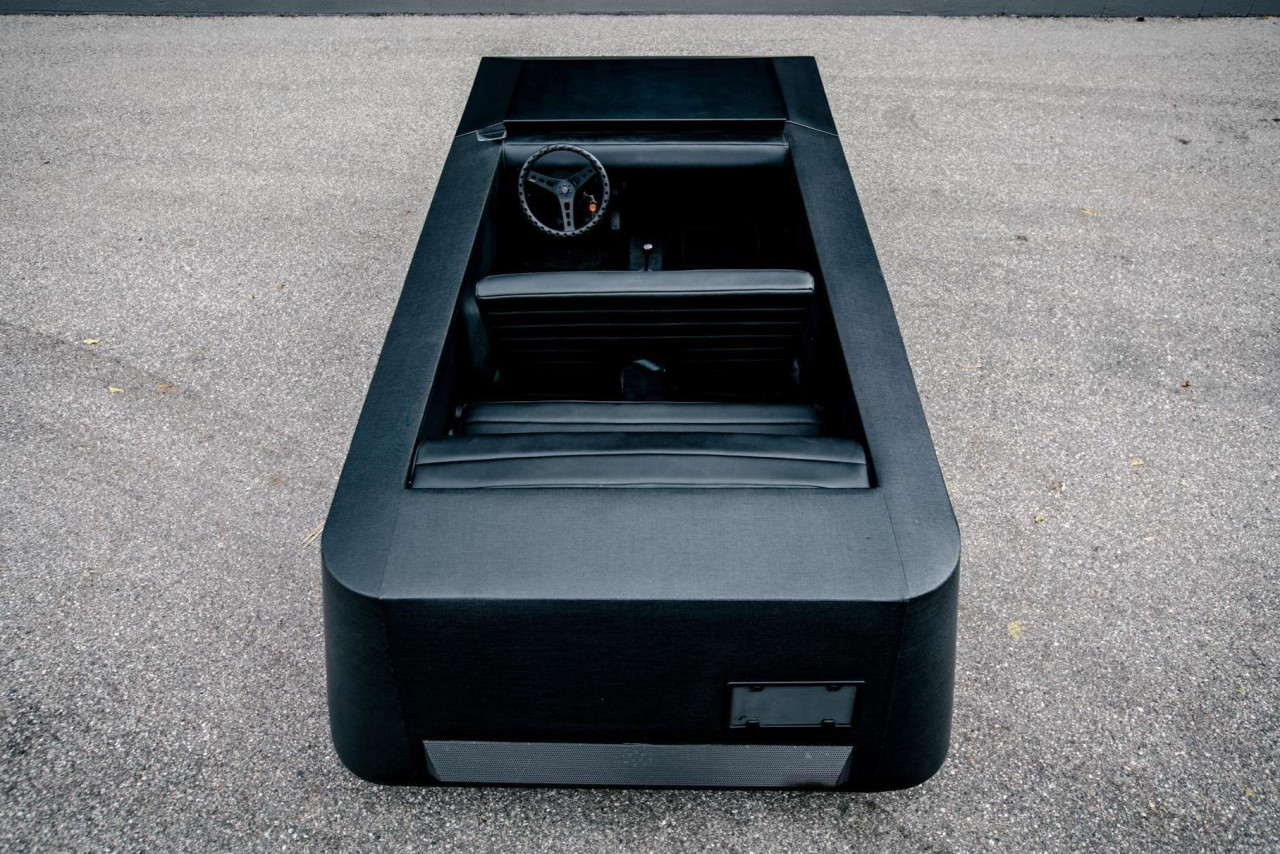 Купувач плати над 38 000 долара за този странен автомобил през 2021 г., но така и не го прибра