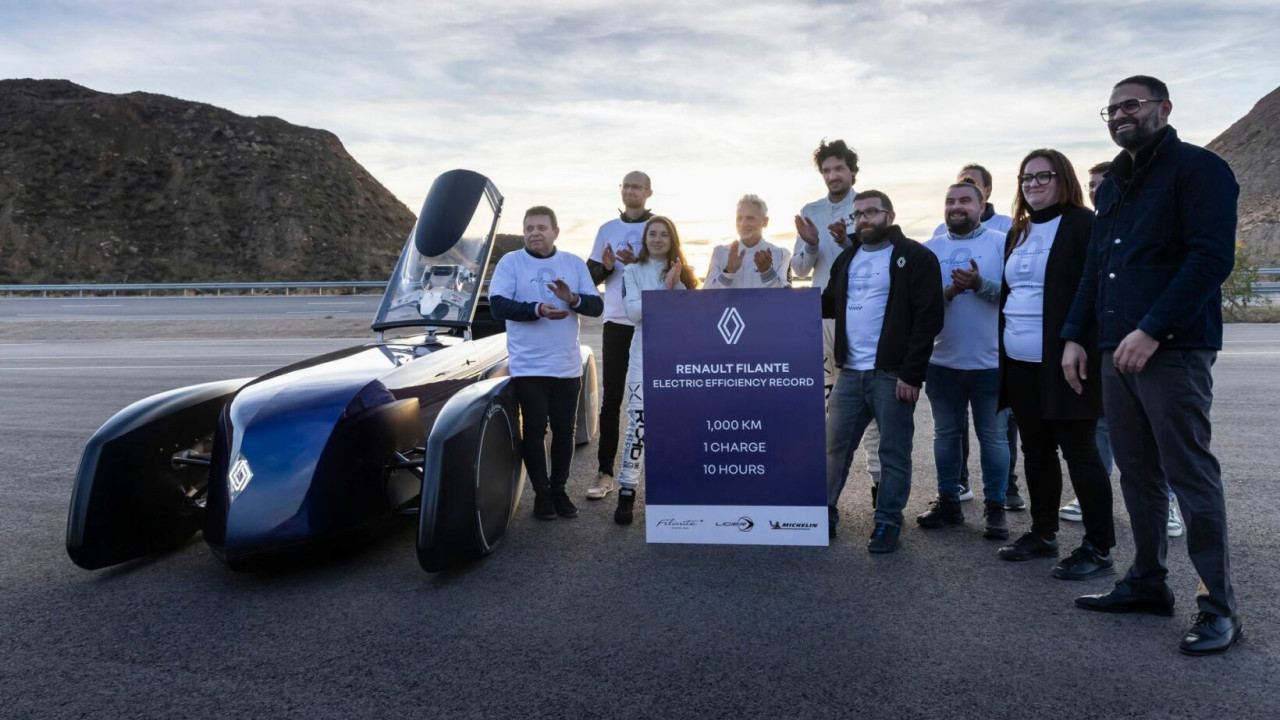 Renault Filante Record 2025: 1 000 км с един заряд при магистрална скорост