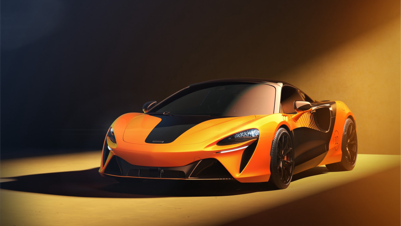 McLaren пуска Artura Spider MCL39 Champion Edition - само 10 броя