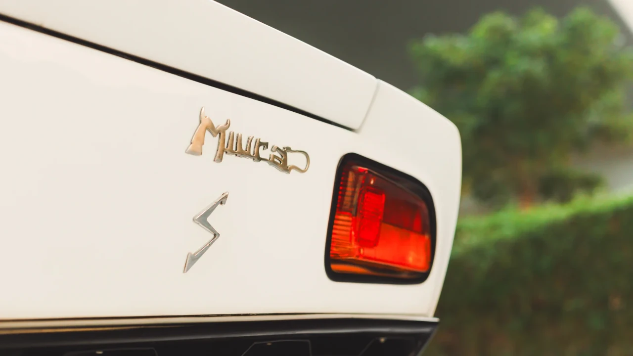 Икона от 60-те излиза на търг: 1968 Lamborghini Miura P400