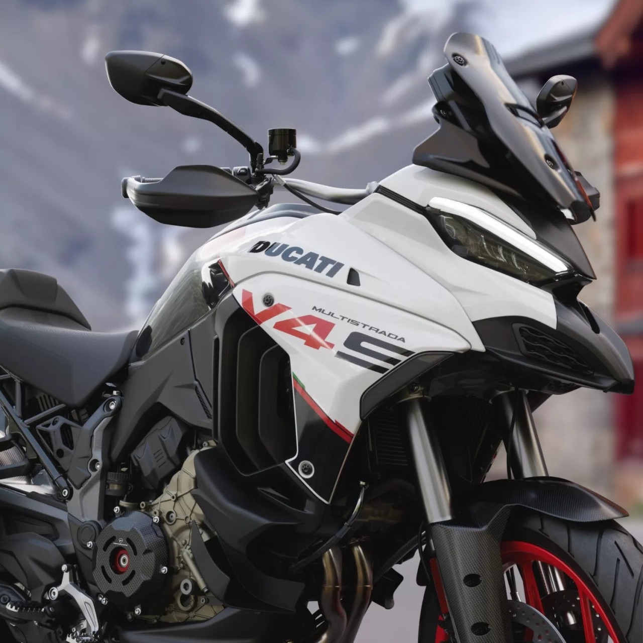 Ducati Factory Made: Multistrada V4 вече с цветове на Lamborghini