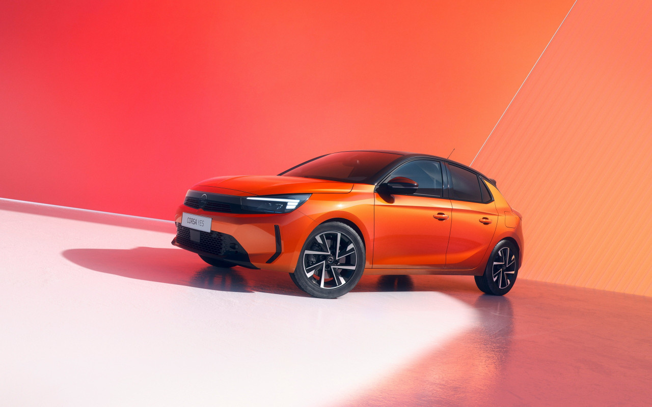 Opel пусна Corsa YES със специална визия и оранжев акцент