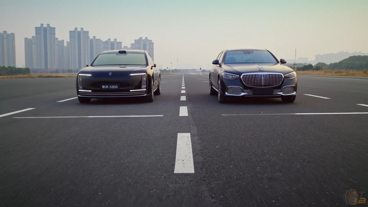 Съдът осъди инфлуенсър за неверни твърдения за Maextro S800 срещу Maybach S-класа