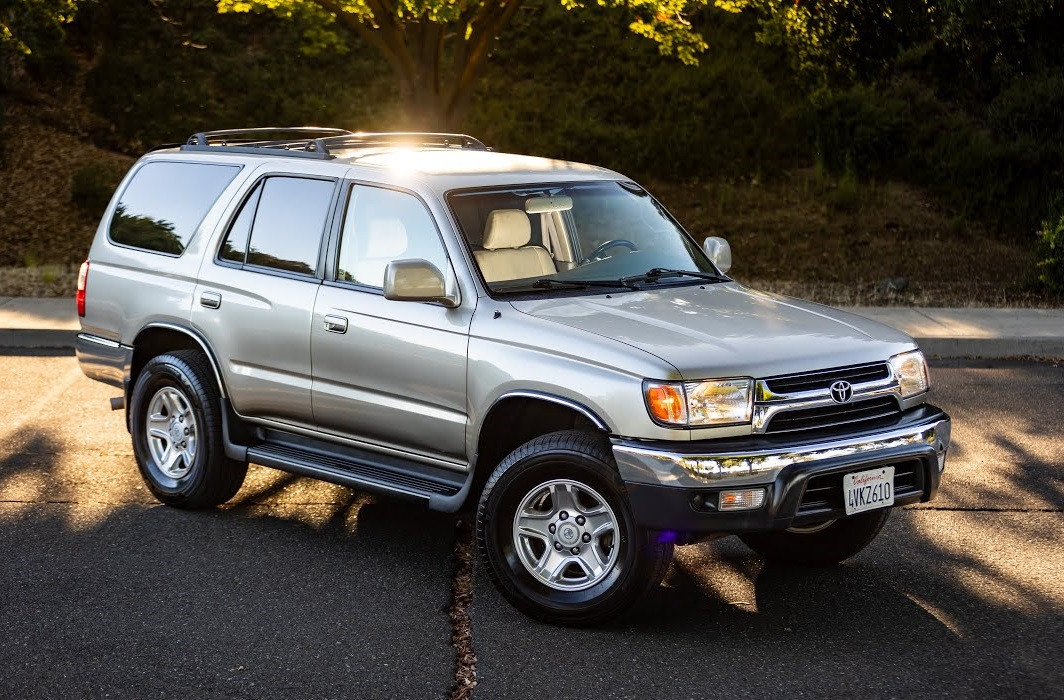 10 автомобила, които първите им собственици задържат над 15 години