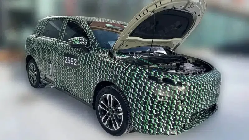 Първият съвместен SUV на Leapmotor и FAW се появи като модел на Hongqi в Китай