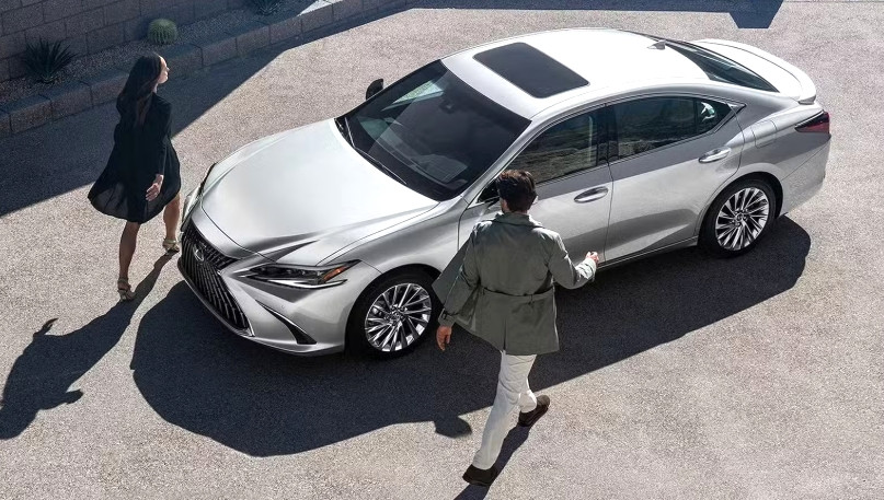 Японският седан, който дава усещане за лукс без шокиращи сметки