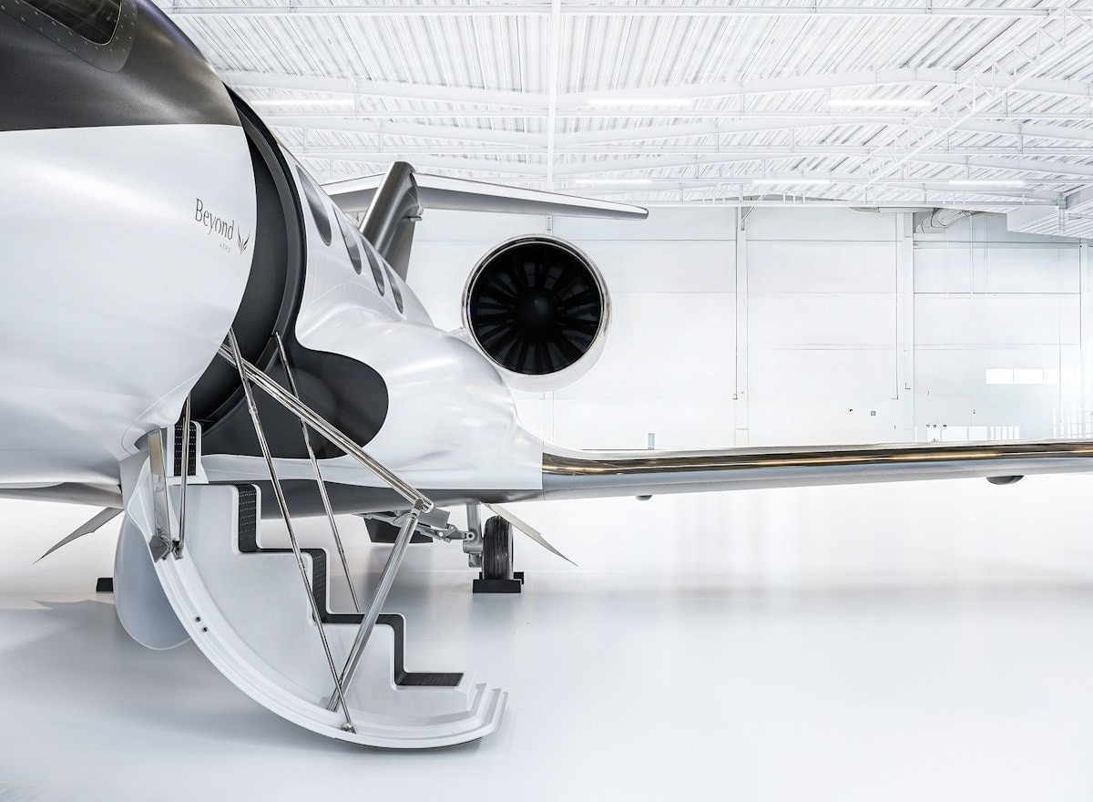 Beyond Aero показа първия водородно-електрически бизнес джет BYA с „зелена светлина“ за сертификация