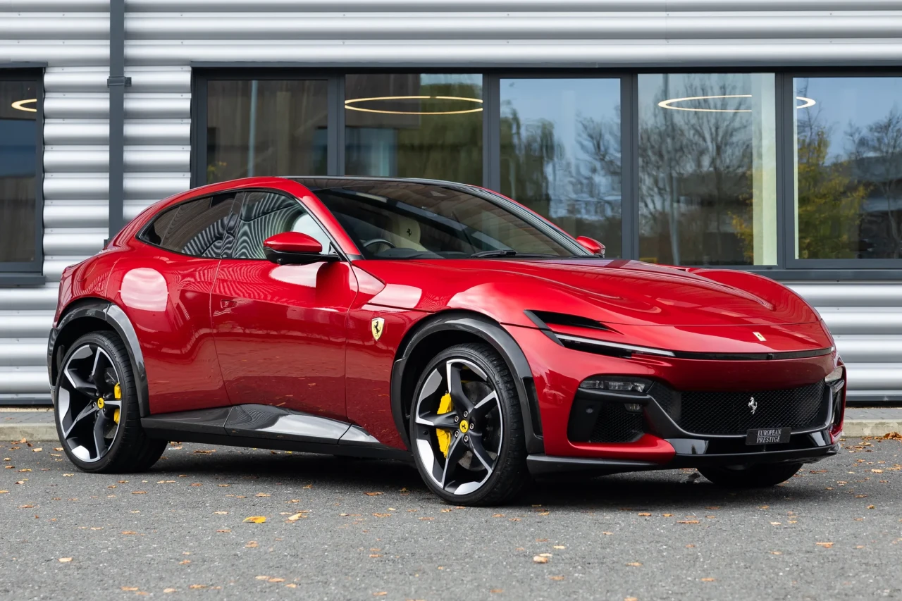 Ferrari Purosangue може да се сдобие с по-спортна версия