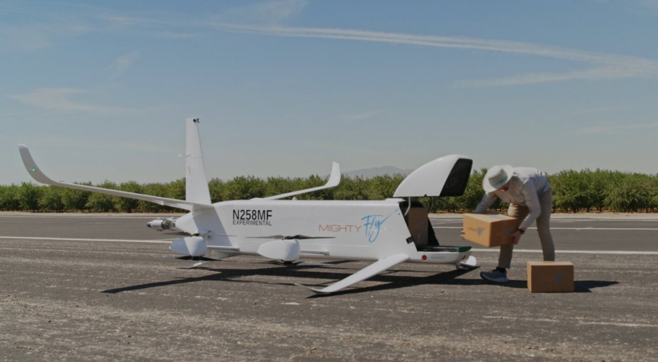 MightyFly получава 10 млн. долара за автономния товарен eVTOL Cento