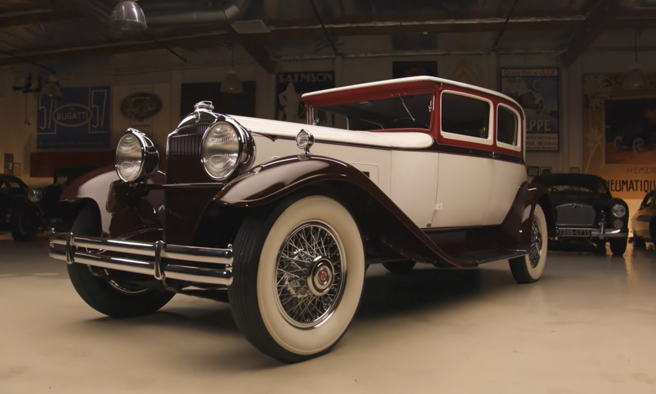 Джей Лено кара Packard 734 Speedster Victoria и показва защо е легенда