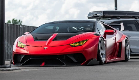 Lamborghini Huracan с агресивен widebody от Liberty Walk – вижте как изглежда